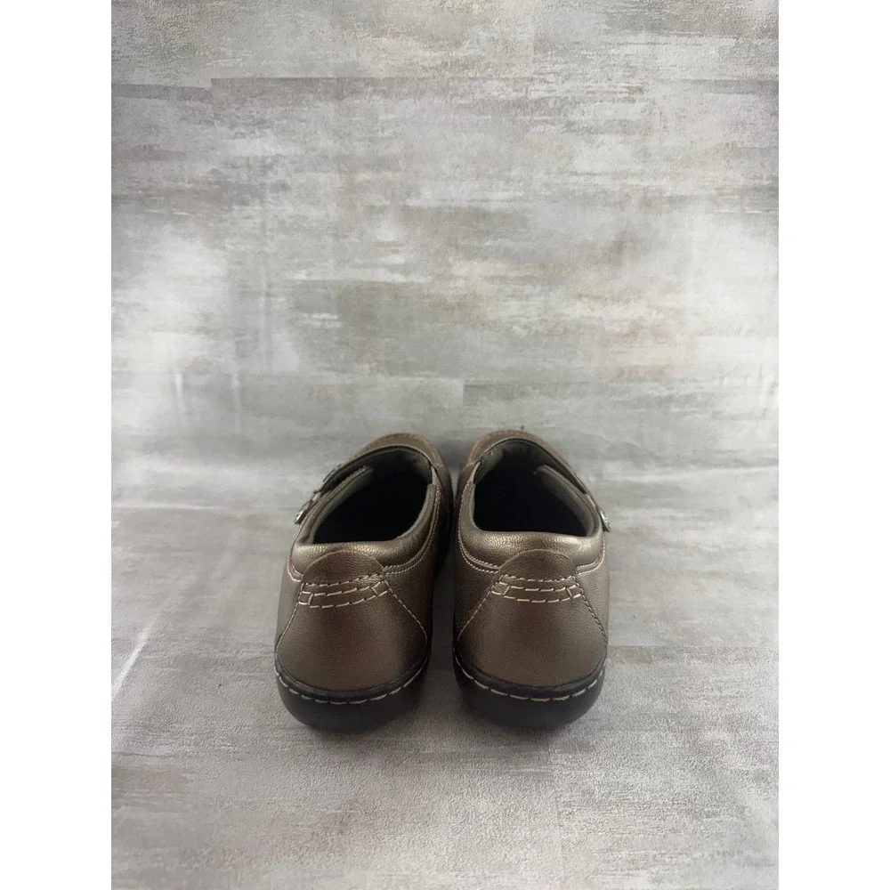Clarks Collection Metallic Bronze Leather Slip On Loafers Women Sz 7.5M